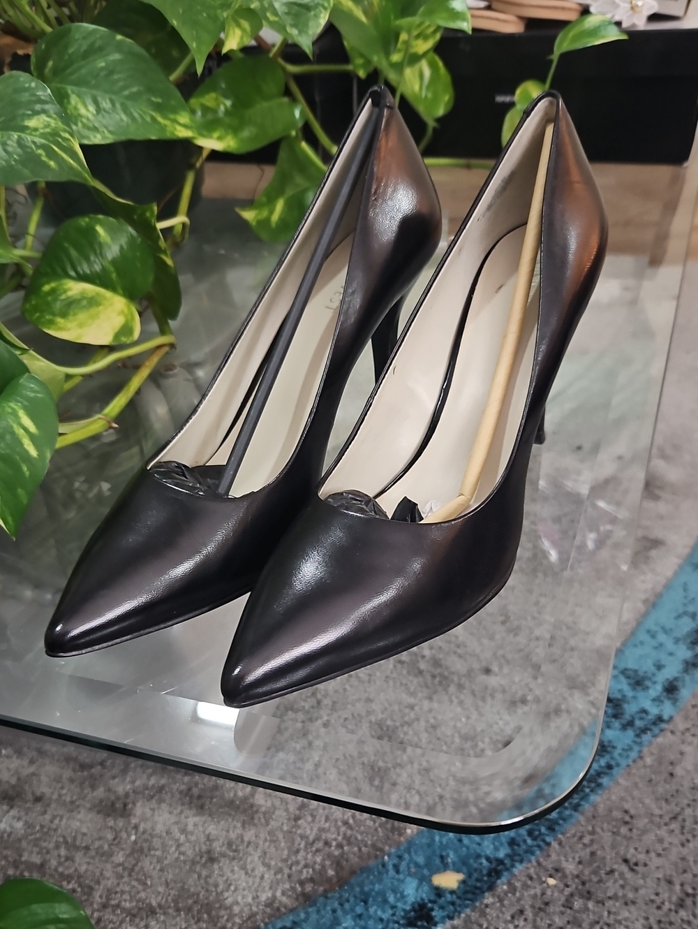 Nine West Black Pointed-Toe Stiletto Pumps